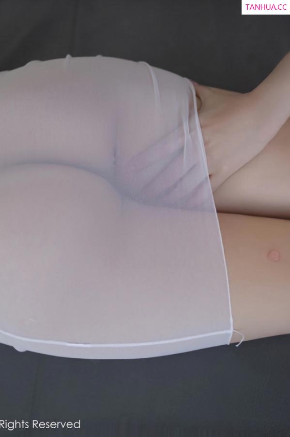   [XiuRen]高清写真图 2024.01.24 No.8012 杏子Yada 短裙黑丝第73张图片
